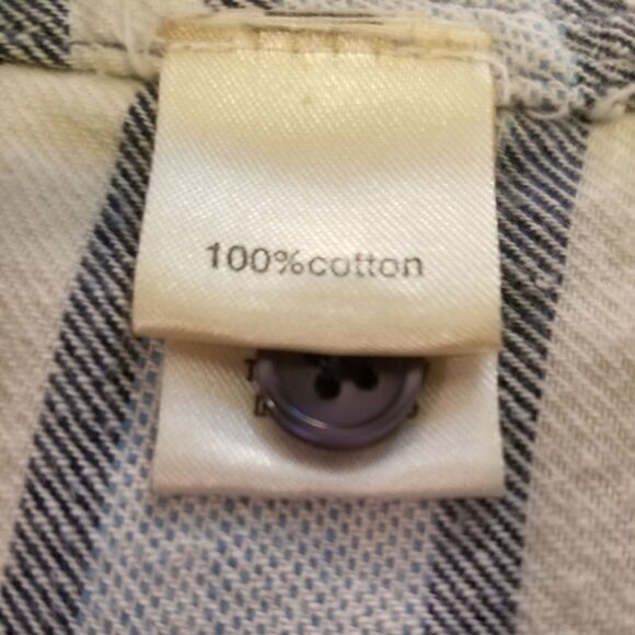 Dylan Blue Striped Button Up Shirt Size M - Picture 7 of 7